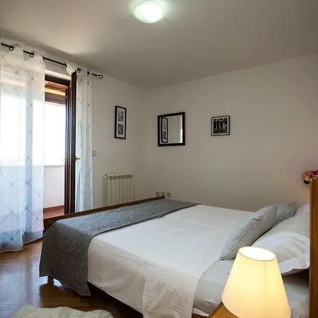 Vikendica House 818
